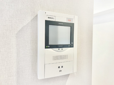 ̑ρ@K҂ڂł킩AŜsuj^[tC^[tH  