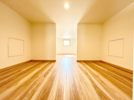 ̑ρ@[قɂACfAŉKԂɑϐgI  