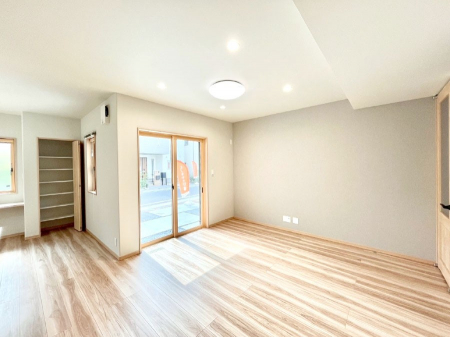 ̑ρ@傫ȑ炽Ղ̗zƕ郊rO  