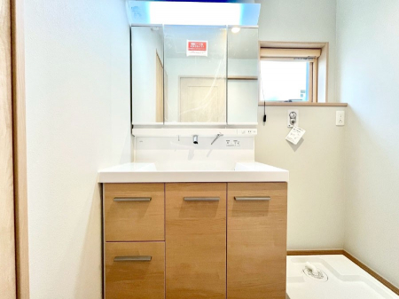 ʑEʏ@傫₷OʋŐʑ́AgȂ݃`FbN┧̂ɂ߂łB 