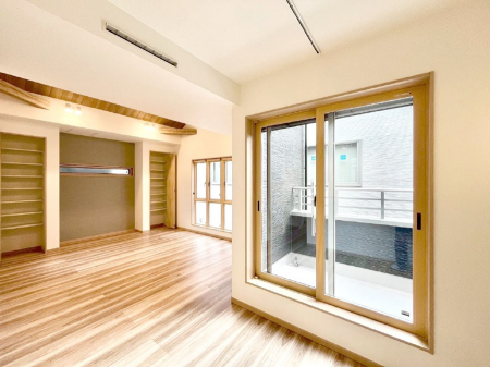 rO@傫ȑ炽Ղ̗zƕ郊rO