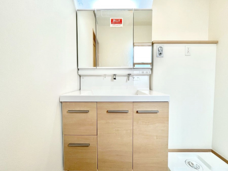 ʑEʏ@傫₷OʋŐʑ́AgȂ݃`FbN┧̂ɂ߂łB 