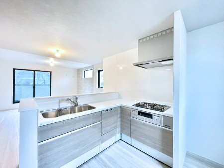 �L�b�`���@L���^���Ɨ�������X�y�[�X���L�X�Ǝg���܂��B�R���p�N�g�ɓ����Ă��������N���N�B  