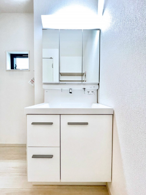 ���ʑ�E���ʏ��@�傫�����₷���O�ʋ��Ő�����������ʑ�́A�g�����Ȃ݃`�F�b�N�┧�̂������ɂ������߂ł��B 