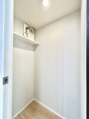 ̑ρ@rO[BɎ[ƕW܂LDKXbLЕtłˁB  