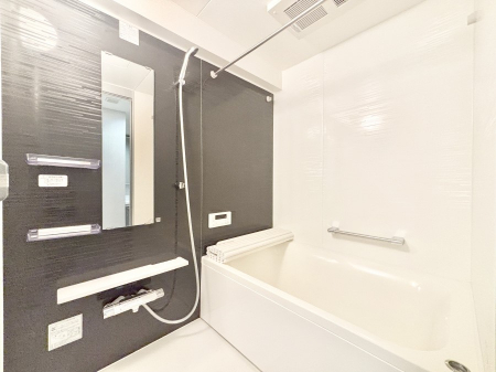 @1̔tbVłAKȃoX^CoĂ܂B  