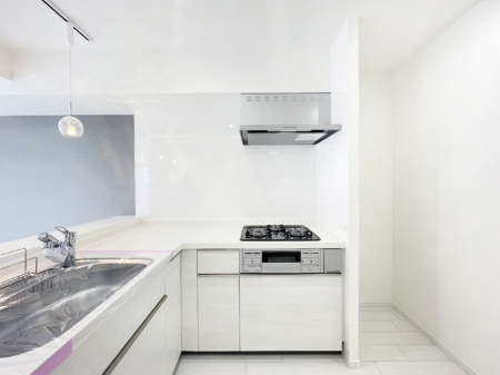 Lb`@ƓX[YL^Lb`B̂yKɁB