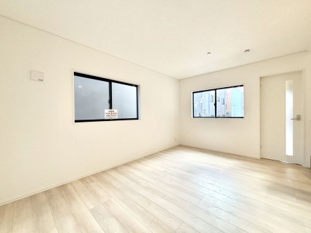 ���̑����ρ@���邢�z���������A�����̕��͋C�ɖ��������_�C�j���O�B   