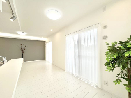 ̑ρ@傫ȑ炽Ղ̗zƕ郊rO  