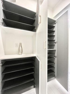 ̑ρ@Ղ[łV[Y{bNXŉƑŠCAւB  