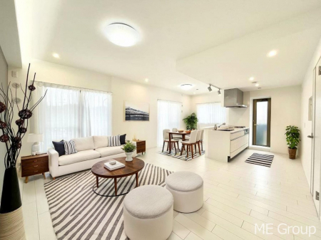 rO@͋Ĉkcj͉Ƒ݂Ȃ̉Kԁ@ƋCGł