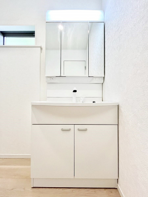 ʑEʏ@̂KԂłB̐gxxCǂg܂B