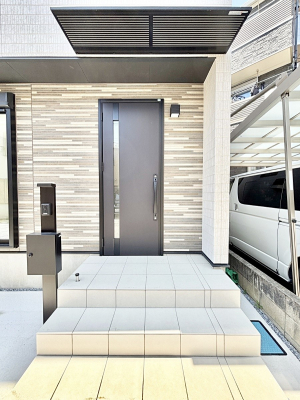 ց@؂ȉƑAqo}錺ցB֑O͉tŉJ~ĂĂGɂłB 