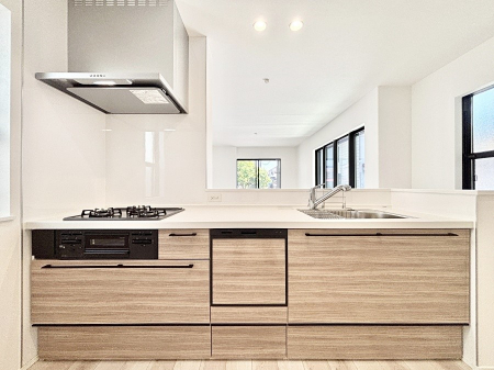 �L�b�`���@���r���O�����n����l�C�̃J�E���^�[�L�b�`���B �Ƒ��������Ȃ���Ǝ������邱�Ƃ��ł��܂��B