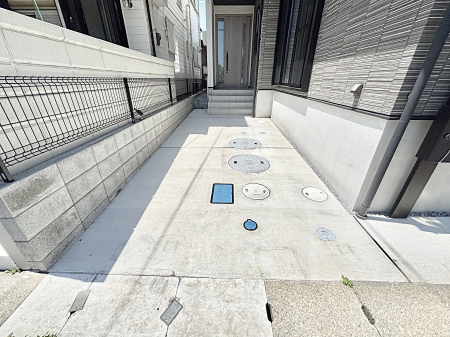 �@�����Ɍ������Ȃ����ԃX�y�[�X