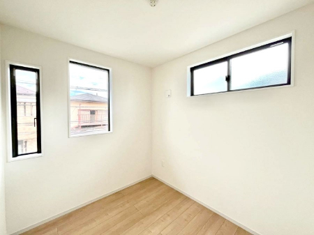 �q�������@�Q�ʍ̌��Ŗ��邳�����ʂ��ǍD�I