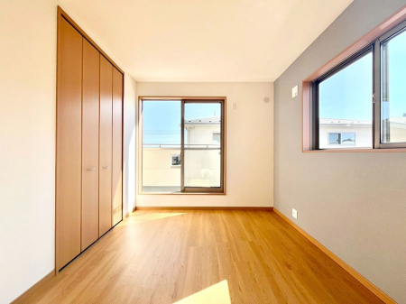 Q@g₷`ŃxbgƋ̒uɂ邱Ƃ܂B  CGH