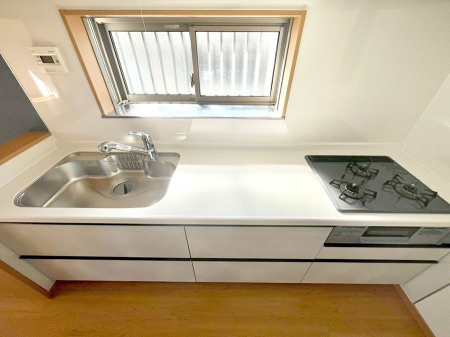 Lb`@u₩ȕʂ蔲Lb`B̂Ŗ邭Cɂ𗧂܂B  