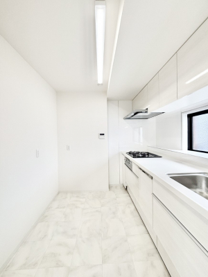 �L�b�`���@�L�X�Ƃ����g������̗ǂ��L�b�`���œ��X�̂��������y�����Ȃ肻��