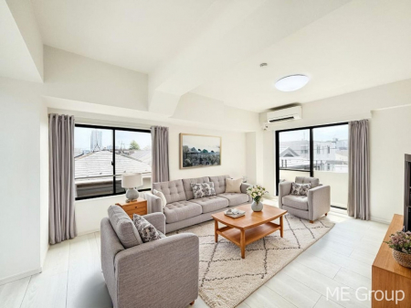 ���r���O�@�������������͋C�̂k�c�j�͉Ƒ��݂�Ȃ̉��K��ԁ@���Ƌ��CG�ł�