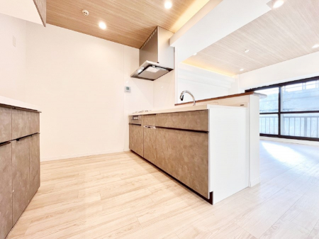 �L�b�`���@�L�X�Ƃ����g������̗ǂ��L�b�`���œ��X�̂��������y�����Ȃ肻��