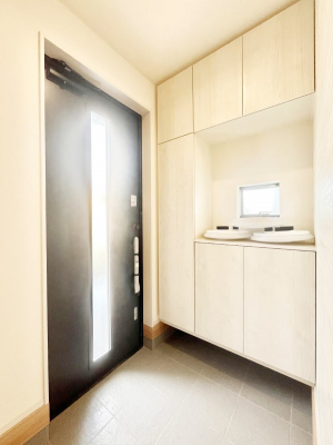 ց@ʔ͂Ƒ̎ʐ^G߂̃CeAŏIƂĉoł܂