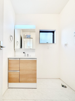 ���ʑ�E���ʏ��@���[�͂Ƌ@�\���ɗD�ꂽ���ʉ��ϑ�