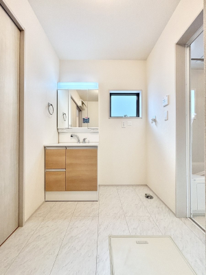 ���ʑ�E���ʏ��@�傫�����₷���O�ʋ��Ő�����������ʑ�́A�g�����Ȃ݃`�F�b�N�┧�̂������ɂ������߂ł��B 