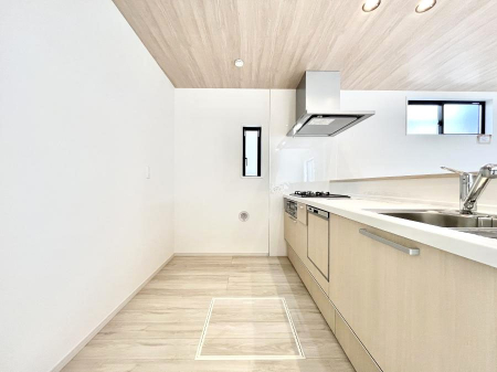 �L�b�`���@��Ƃ肠��L�b�`���ł͂��Ƒ��Ɗy�������������ł��܂��B