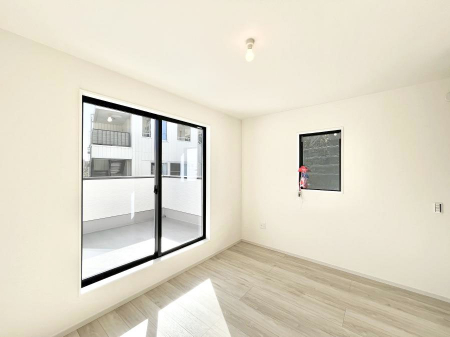 ���̑����ρ@���邢�o���R�j�[�T�C�h�ɗm����ݒu�B�ڊo�߂̗ǂ��Q���ɁB 