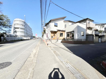 ���n�O�ώʐ^�@�O�ʓ��H�͂�����Ɛ�������Ă��܂�  