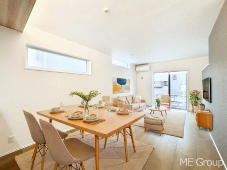 ���r���O�@�������������͋C�̂k�c�j�͉Ƒ��݂�Ȃ̉��K��ԁ��Ƌ��CG�ł�