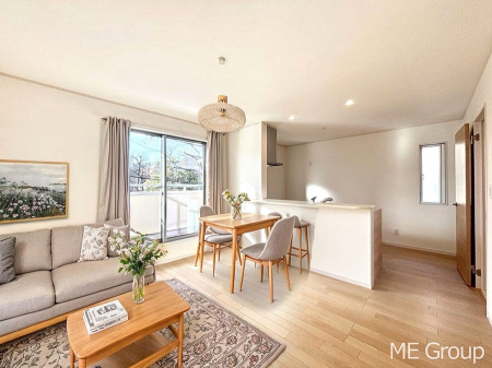 ���r���O�@���Ƒ��̓��₩�Șb�����ŕ�܂�閾�邢���r���O  ���Ƌ��CG�ł�