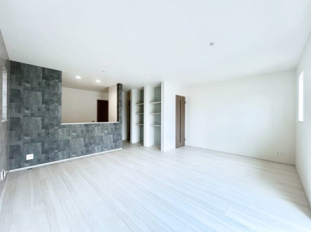 ���r���O�@18.37���̂k�c�j�͉Ƒ��݂�Ȃ̉��K��ԁI�Ƒ��̂Ȃ������������厖�ȃX�y�[�X�ł��B 