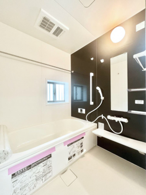 �����@����̔�����₷��؂ȃo�X�^�C���B�������Ƃ����C���y����Ŕ����Ƃ肽���ł��ˁI  