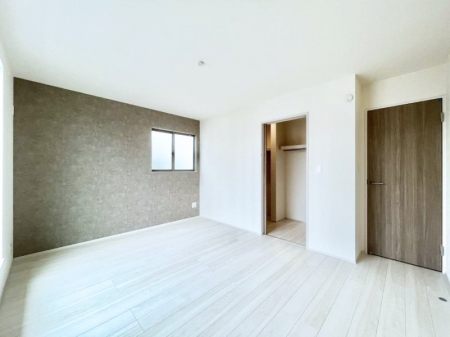 �Q���@�E�H�[�N�C���N���[�[�b�g�����邨�����B�G�߂��Ƃ̓���ւ����s�v�ŕ֗��ł��I