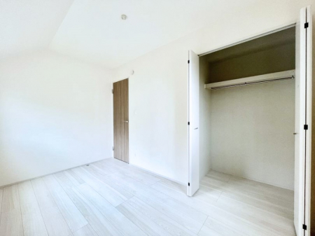 �q�������@�q�������ɂ��������߂Ȏ��[�X�y�[�X�����Ղ�̋���