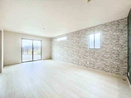 ���̑����ρ@�A�N�Z���g�N���X���������ȃ_�C�j���O�B�Ƒ��ł̂�т肭�낰��L�X�X�y�[�X�B