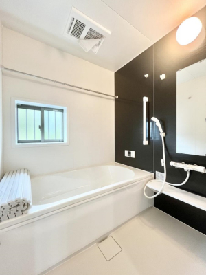 �����@����̔�����₷��؂ȃo�X�^�C���B�������Ƃ����C���y����Ŕ����Ƃ肽���ł��ˁI  