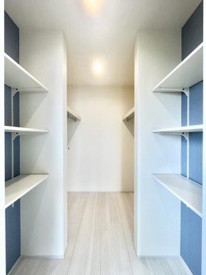 ���̑��@�G�ߕ��̈ߗނ��X�b�L�����[�ł���E�H�[�N�C���N���[�[�b�g