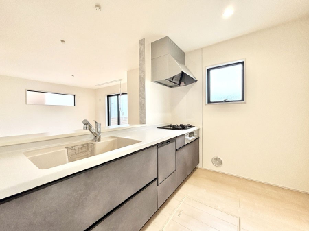 �L�b�`���@��Ƃ肠��L�b�`���ł͂��Ƒ��Ɗy�������������ł��܂��B