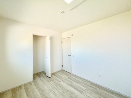 �q�������@�q�������ɂ��������߂Ȏ��[�X�y�[�X�����Ղ�̋���