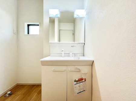 ���ʑ�E���ʏ��@�傫�����₷���O�ʋ��Ő�����������ʑ�́A�g�����Ȃ݃`�F�b�N�┧�̂������ɂ������߂ł��B 