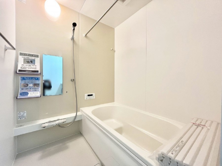 �����@����̔�����₷��؂ȃo�X�^�C���B�������Ƃ����C���y����Ŕ����Ƃ肽���ł��ˁI  