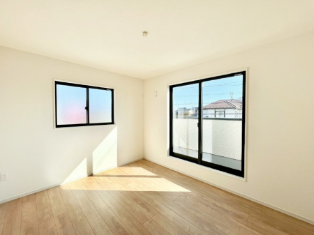 ���̑����ρ@���邢�o���R�j�[�T�C�h�ɗm����ݒu�B�ڊo�߂̗ǂ��Q���ɁB 