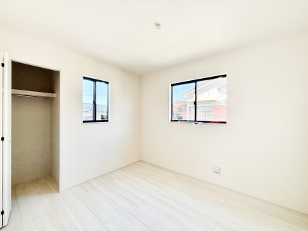 �Q���@�g���₷���`�Ńx�b�g��Ƌ�̒u�����ɂ����邱�Ƃ�����܂���B   