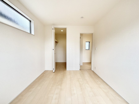 Q@g₷`ŃxbgƋ̒uɂ邱Ƃ܂B   