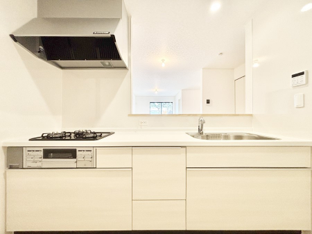 �L�b�`���@�������������I�ɁA�y�����I�V�X�e���L�b�`��