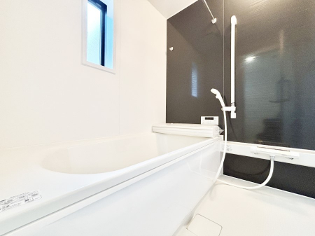 �����@����̔�������Ă���閾�邢�������̂���o�X���[��