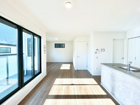 ���̑����ρ@�Ƒ������R�ƏW�܂�e���̃X�y�[�X�ɂȂ肻��